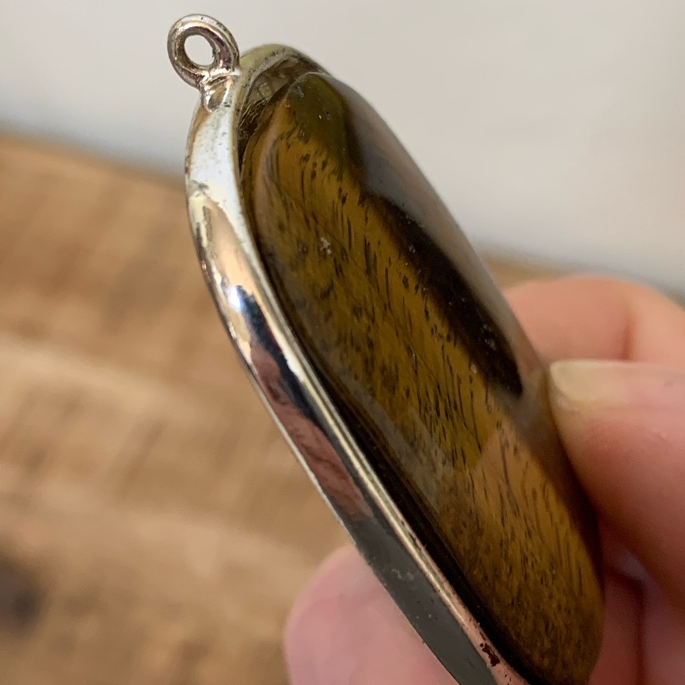 Gorgeous! ‘Tiger’s Eye” Pendant